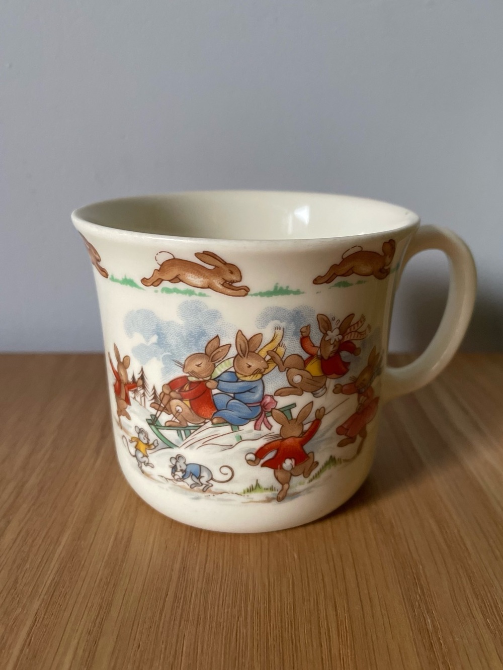 Vintage 1960s Royal Doulton Bunnykins Hug-a-Mug Winter Sledding Scene